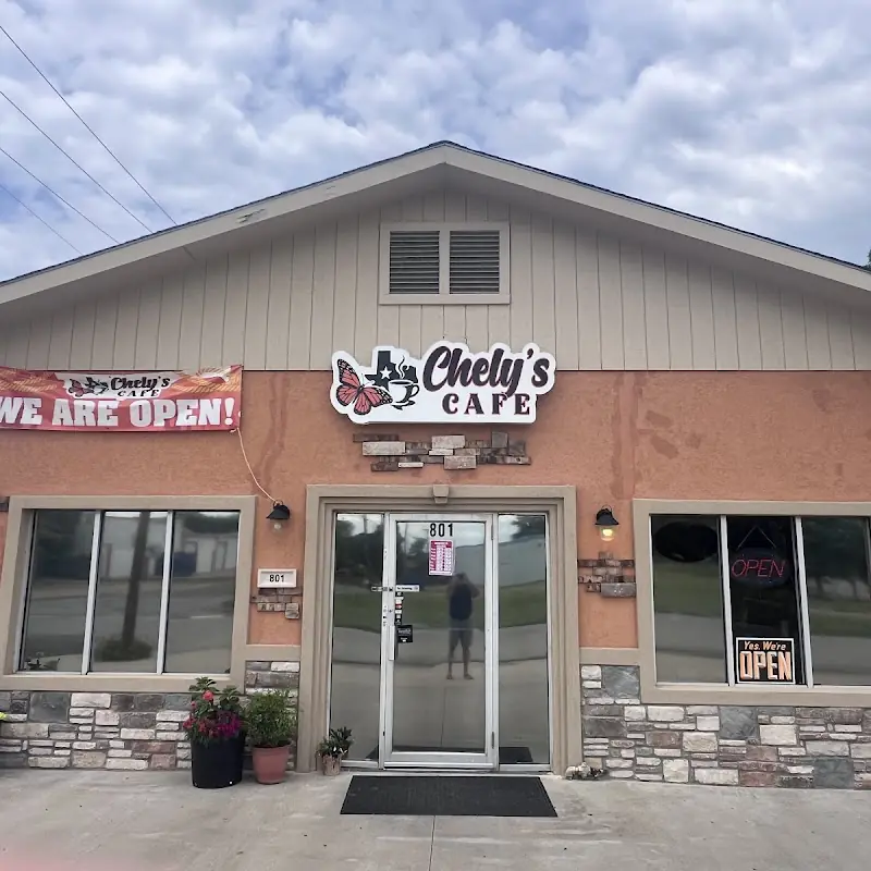 Chely’s Cafe
