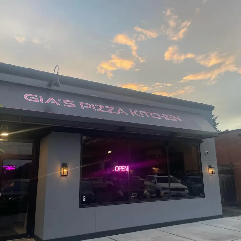 Gia's Pizza Kitchen