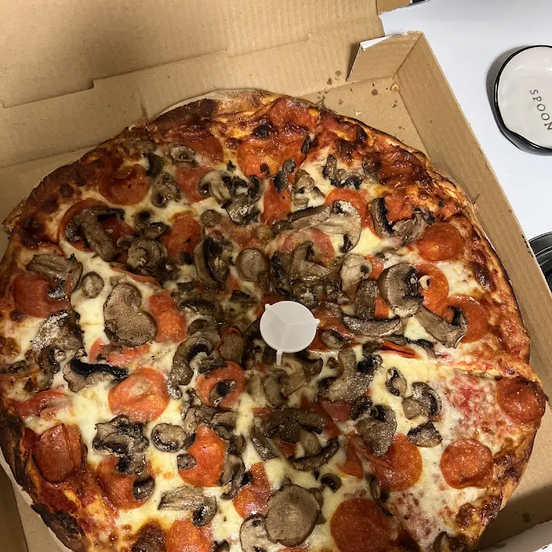 Doug's Pizza