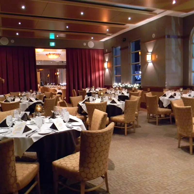 Eddie Merlot's