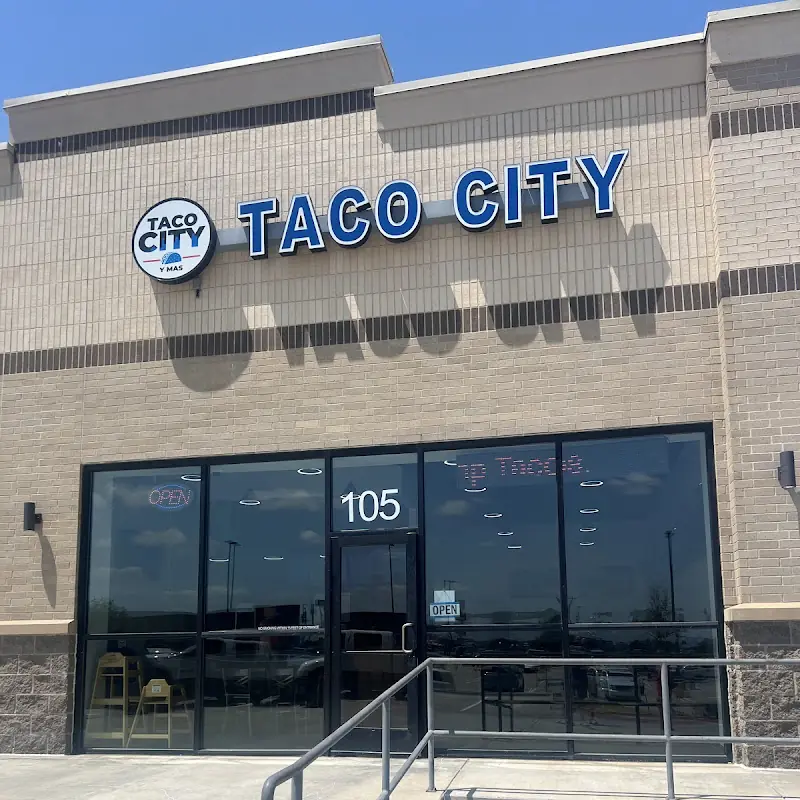Taco City Y Mas
