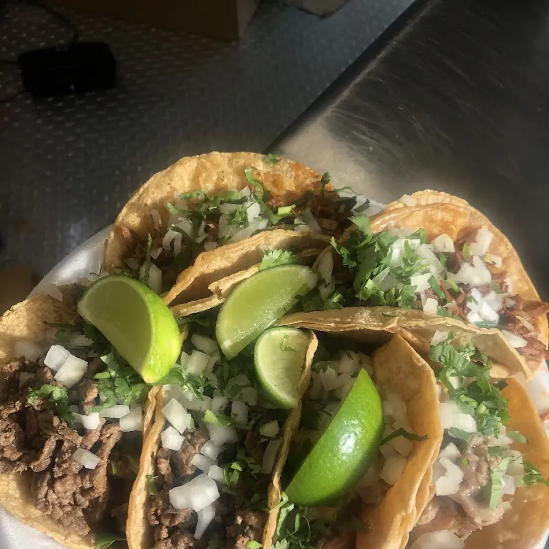El Guy tacos