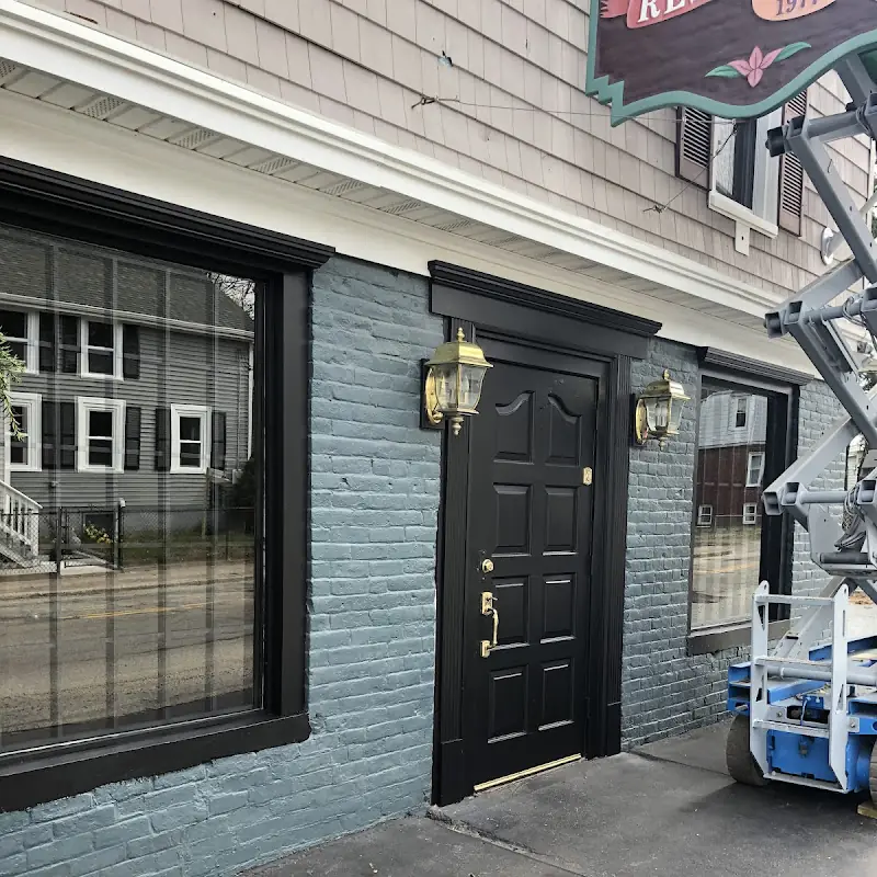 Crossroad Pub Restaurant