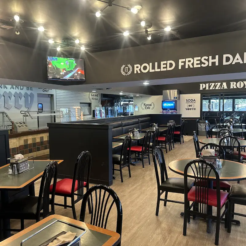 Round Table Pizza