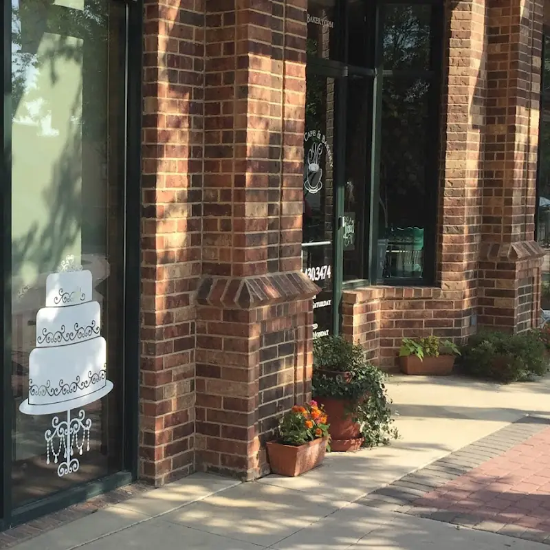 Mug's Café & Bakery