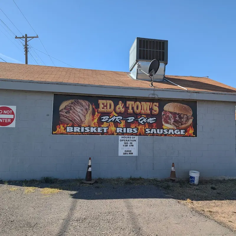 Ed & Toms Bar-B-Que