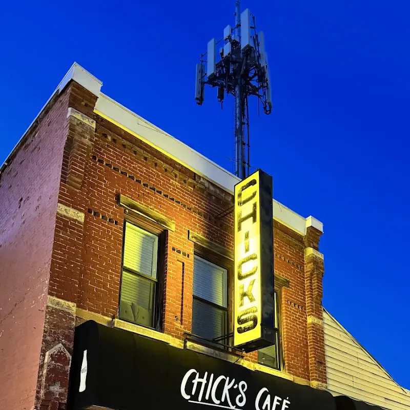 Chick's Café