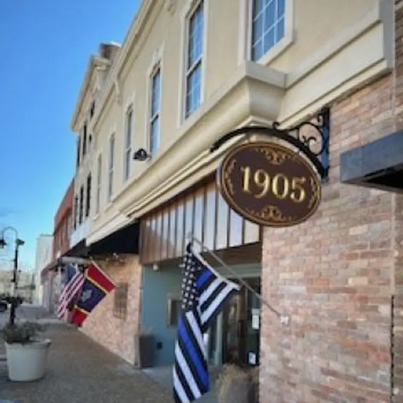 1905 Featuring Fox's Pizza Den, TR's Big Stick Cigar Lounge & Teddy's Bourbon Bar