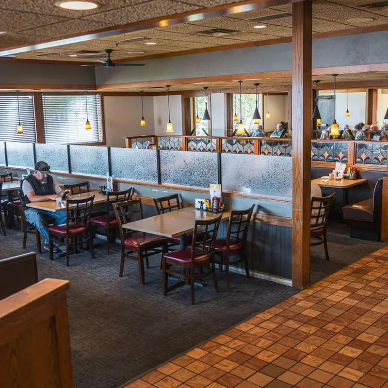 McMillan's Family Restaraunt