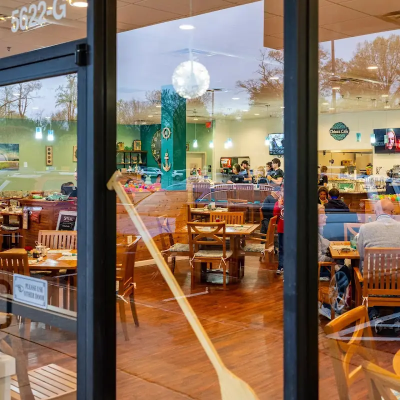 Chloez Cafe