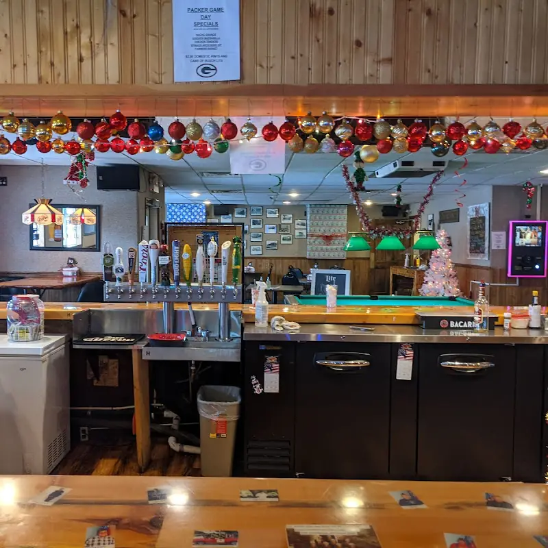 Farmhouse Bar & Grill