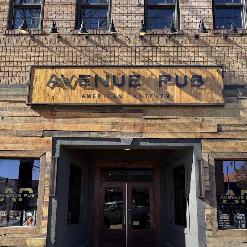 Avenue Pub - Downtown Tuscaloosa