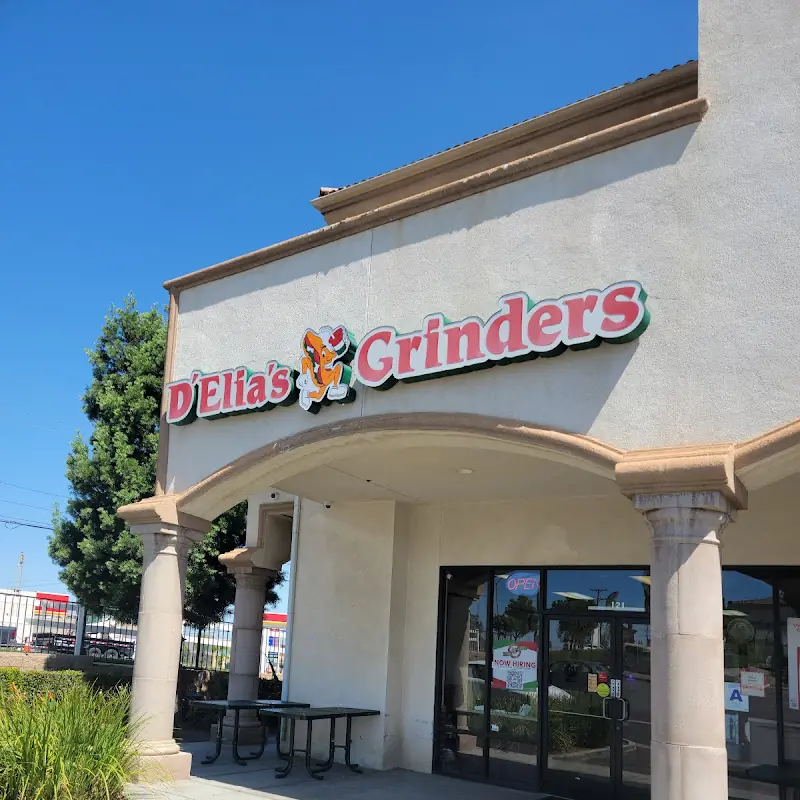 D'Elia's Grinders
