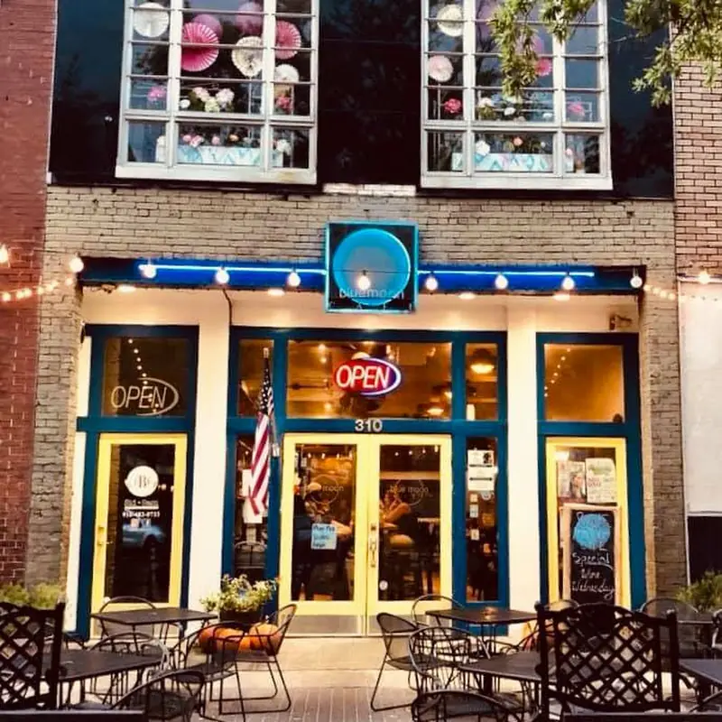 Blue Moon Cafe