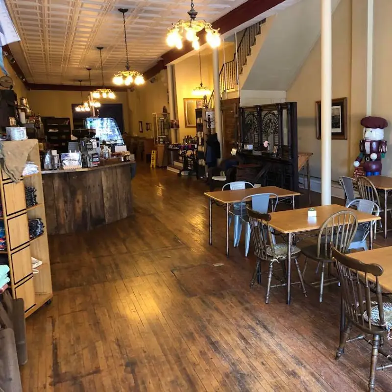 Leonardo's Coffeehouse & Renaissance Coffee Roasting Co.