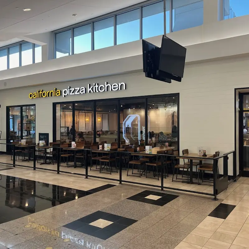 California Pizza Kitchen at Walt Whitman
