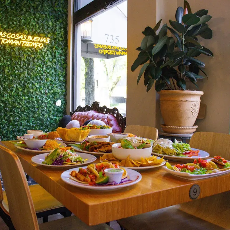 El Cantarito Restaurant & Bar