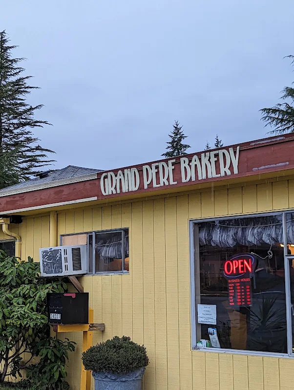 Grand Pere Bakery