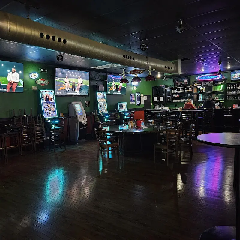 Opie’s Pizza Poolroom and Pub