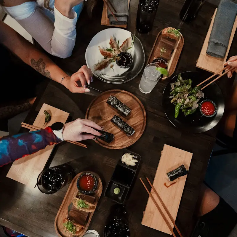 HandoSake Sushi