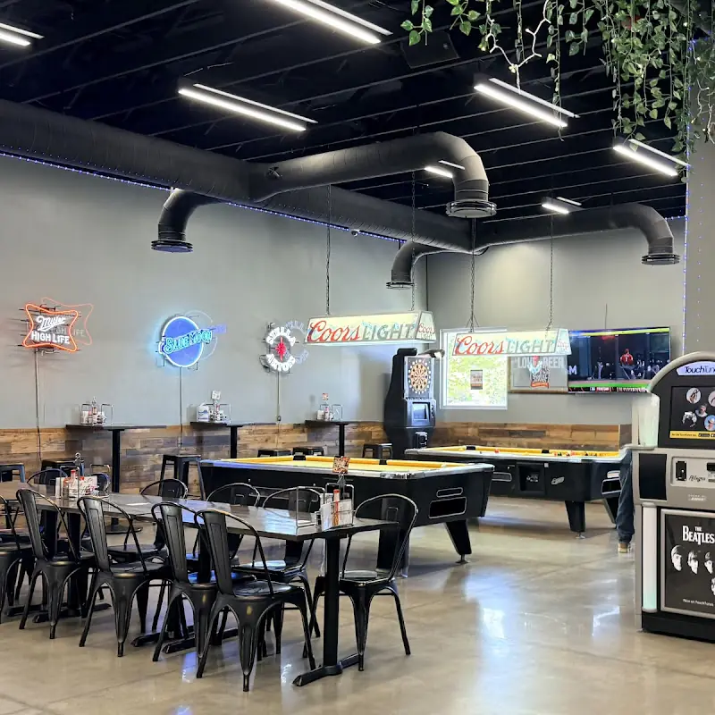 Vino's Pizza