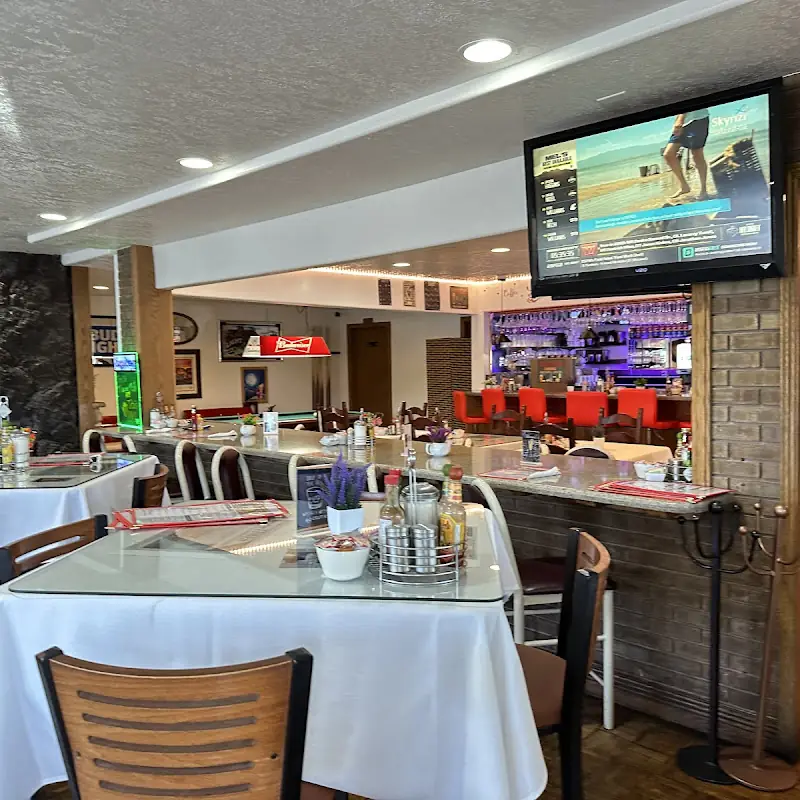 St Helen's Restaurant and Sports Bar