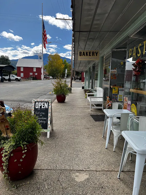Farmhouse Bakery