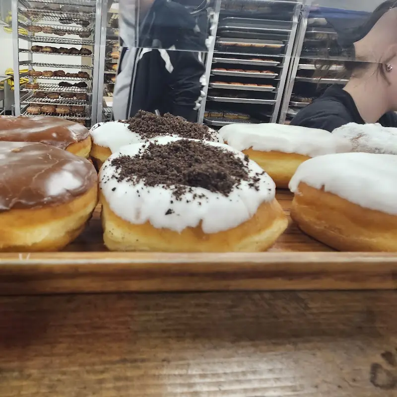 Miltons Donuts