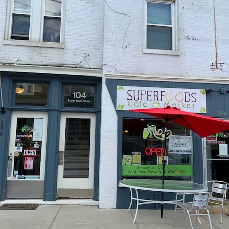 Superfoods Cafe & Market