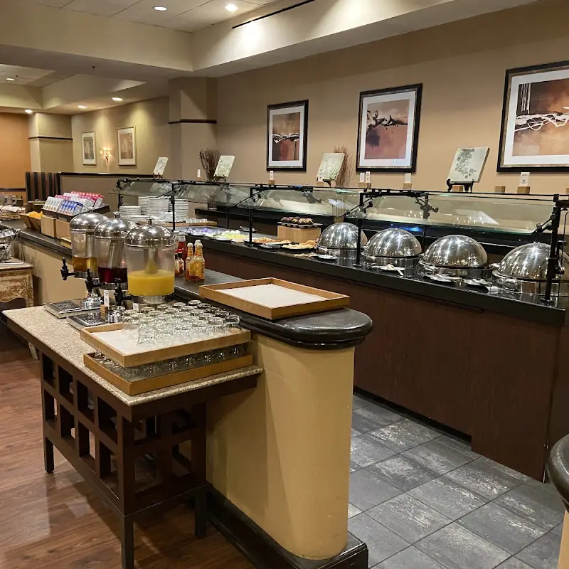 Maxi's Restaurant