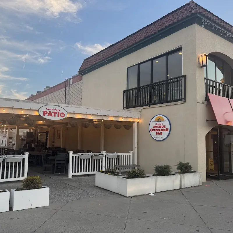 Grotto Pizza