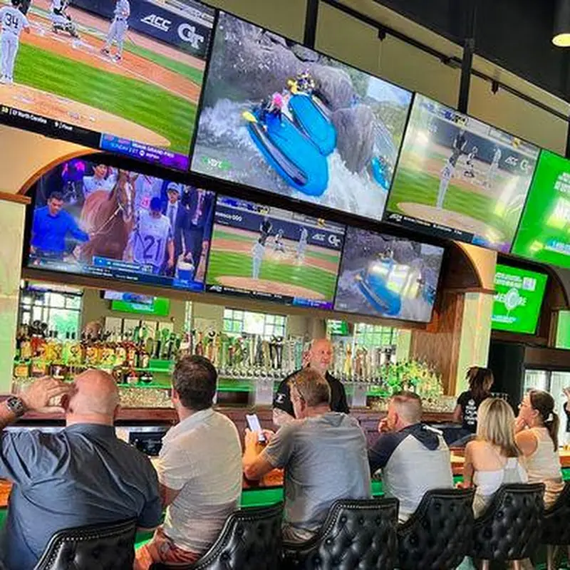 Hickory Tavern