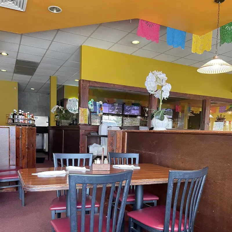 Los Pilares Mexican