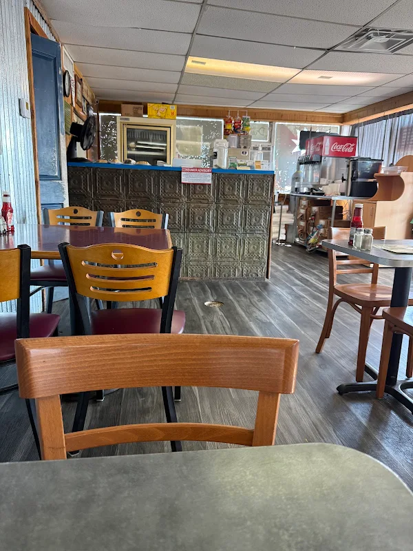 Roberts Drive-Inn