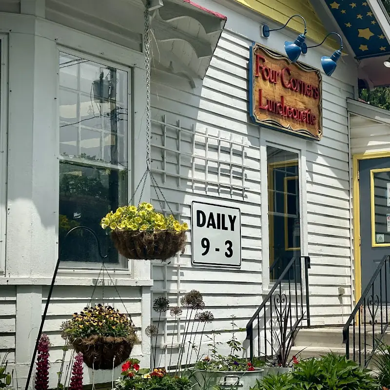 Four Corners Luncheonette