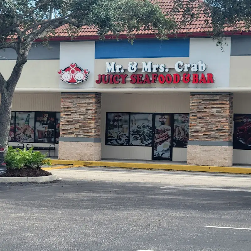 Mr. & Mrs. Crab - Davie