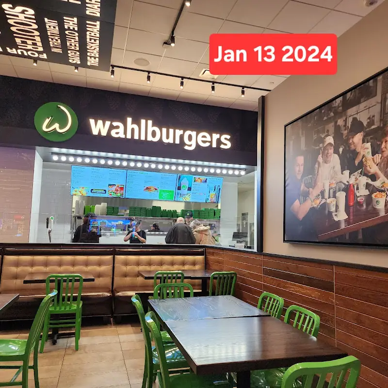 Wahlburgers