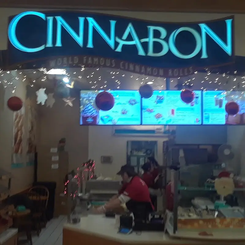 Cinnabon