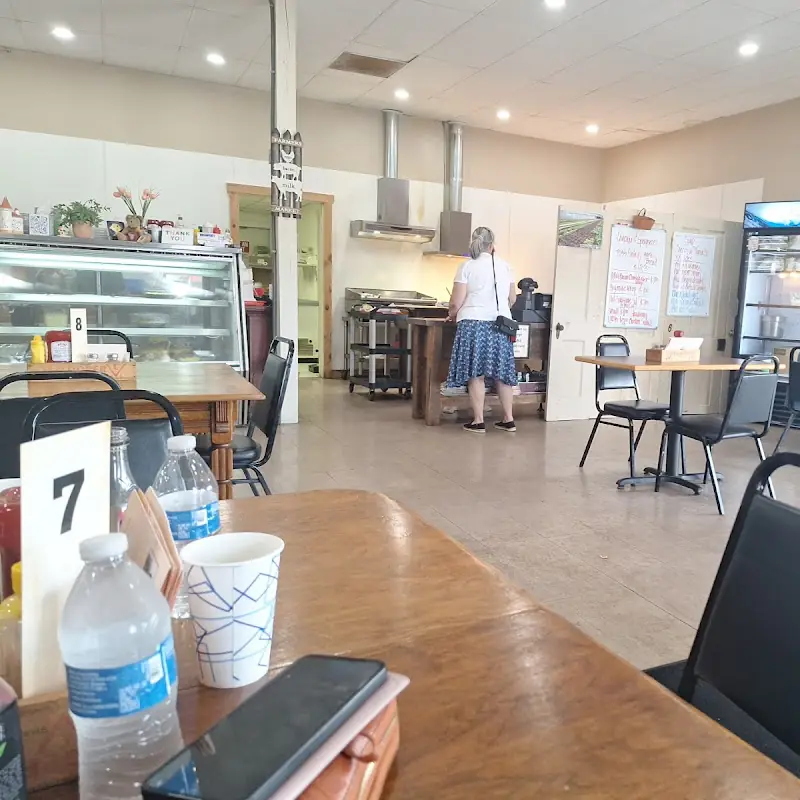 Lil Eatery