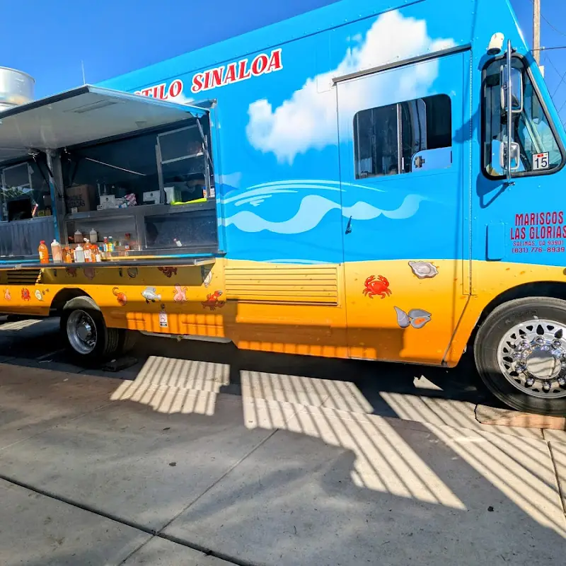 Mariscos al estilo Sinaloa. LAS GLORIAS