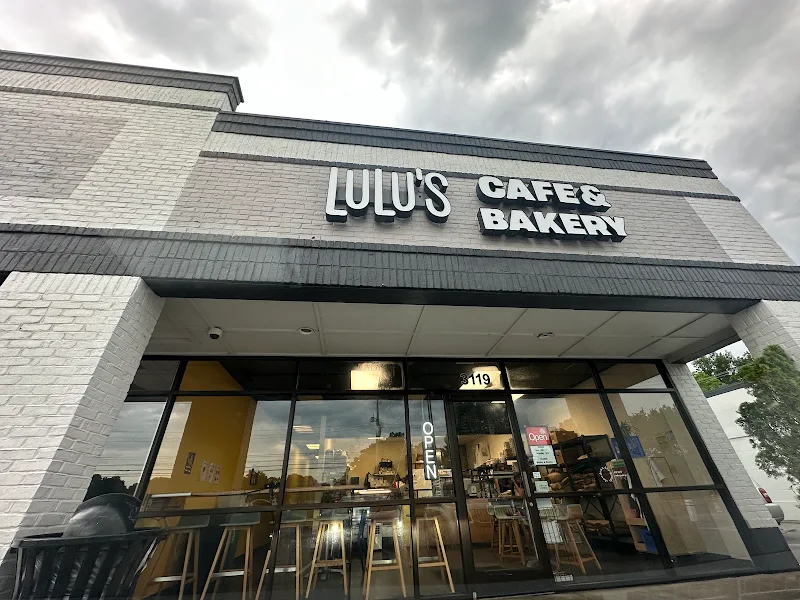 LuLu's Cafe & Bakery