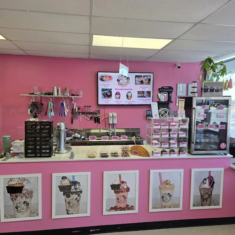 Sweet Treat Bar (Dessert Studio)