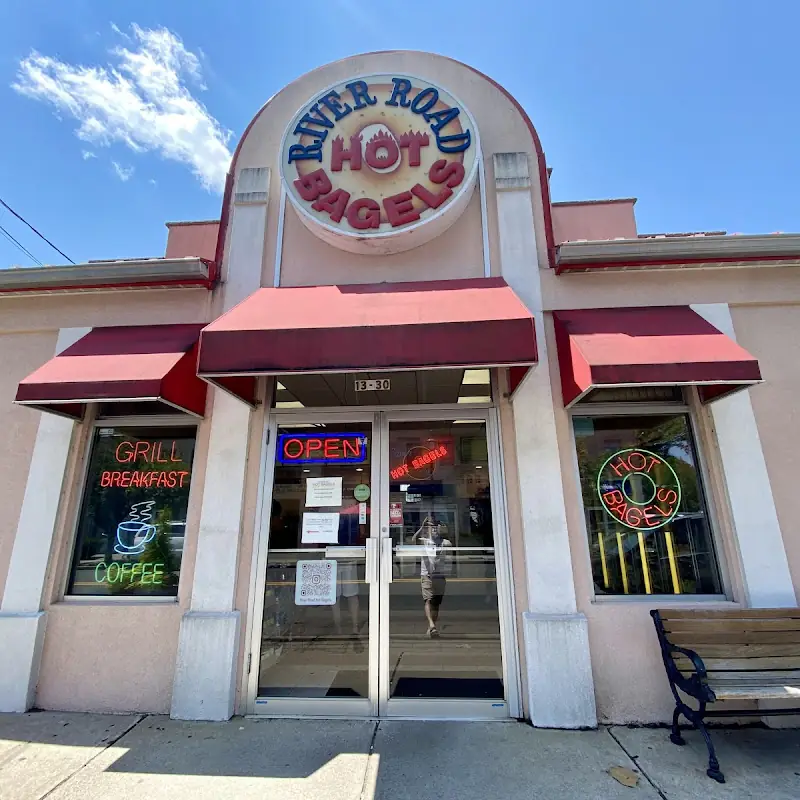 River Road Hot Bagels