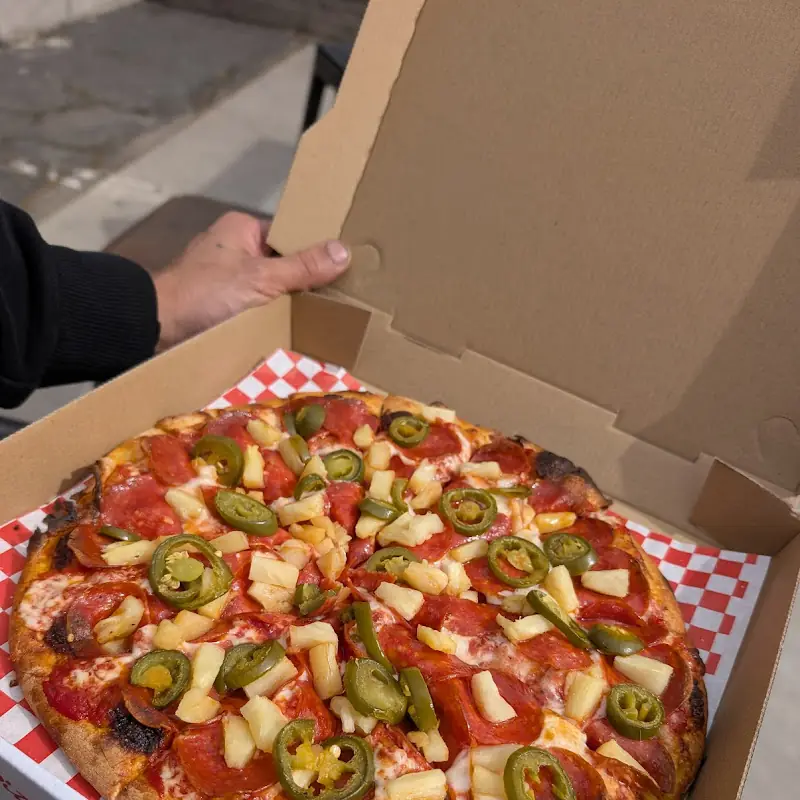 Runner-Runner Pizza