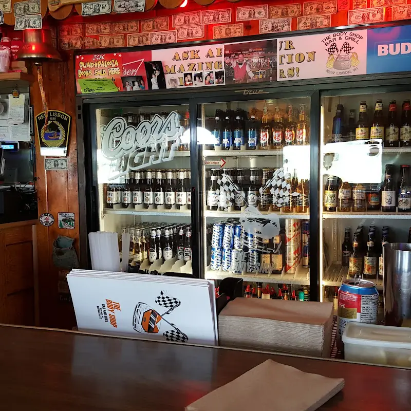 Micki's Bodyshop Bar & Grill