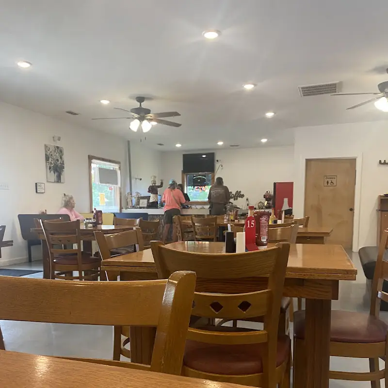 Pops Restaurant