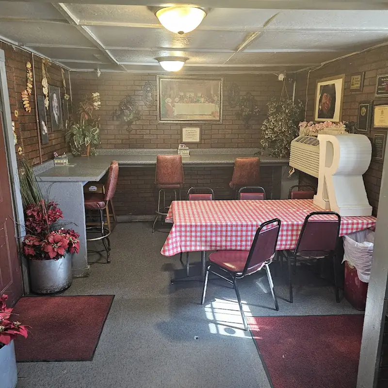 Ms R's Cafe