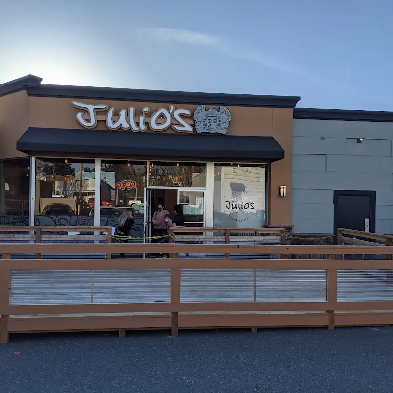 Julio's Restaurant