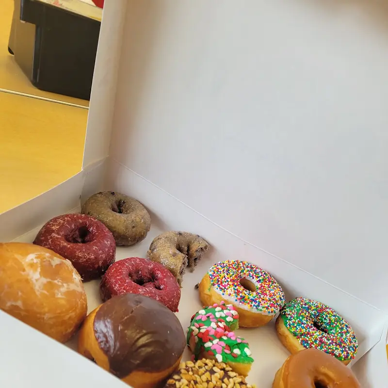 Royal Donut Shop