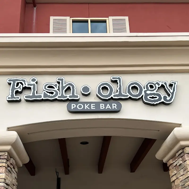 Fishology Poke Bar